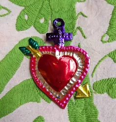 Buy Mini  Mexican Tin Heart Milagro Handcut & Painted Authentic Folk Art  #05 • 3.75£